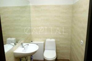 комерційна за адресою Кловський узвіз (Кловський), 7a