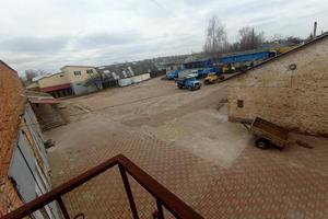 комерційна за адресою Миру просп., 243-А