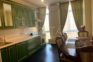 квартира за адресою Регенераторна вул., 4