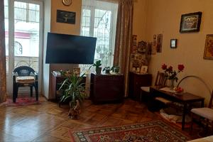 квартира за адресою Пастера вул., 32