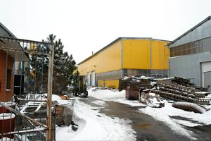 комерційна за адресою вул. Квітуча, 2А