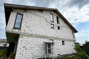 комерційна за адресою Кошова вул., 51