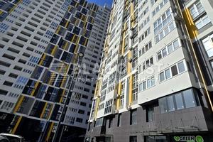 комерційна за адресою Микільсько-Слобідська вул., 10