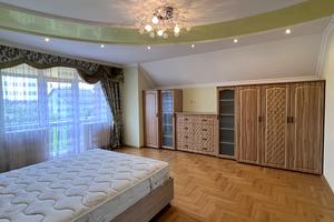 будинок за адресою с. Драгомирчани, Івасюка, 28
