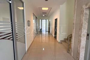 комерційна за адресою Федора Ернста вул., 3б