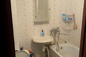 квартира за адресою Довженка вул., 10