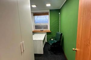 комерційна за адресою Володимира Мономаха вул. (Московська), 31