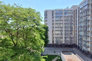 квартира за адресою Профсоюзна вул., 9-А