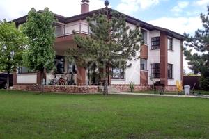 будинок за адресою Бориспільський