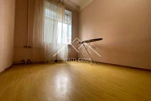 квартира за адресою Січеславська вул. (Кремлівська), 9