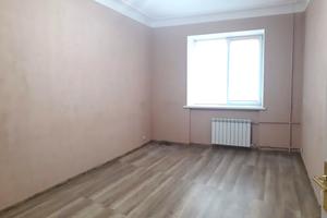комерційна за адресою Білоруська вул., 7