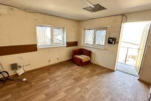комерційна за адресою Володимирська вул., 47