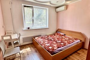 квартира за адресою Валентинівська вул. (Блюхера), 24а