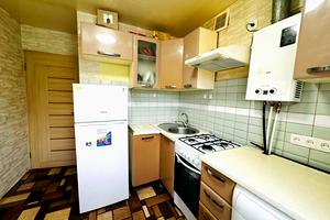 квартира за адресою Ново-Баварський просп. (Ілліча), 105