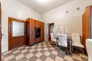 комерційна за адресою с. Тарасівка, Абрикосова вул., 9