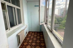 квартира за адресою Тримбовецька, 49