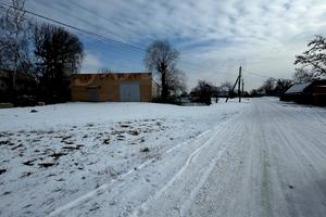 участок по адресу Центральна