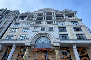 коммерческая по адресу віце-адмірала жукова, 17/19