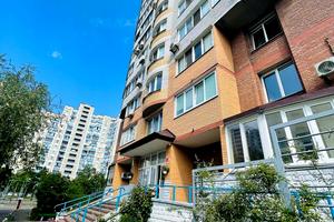комерційна за адресою Петра Григоренка просп., 13-Б