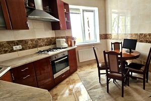 квартира за адресою Тракторобудівників просп., 103г