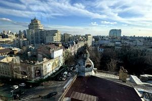 комерційна за адресою Володимирська вул., 38