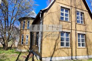 будинок за адресою Розкішна