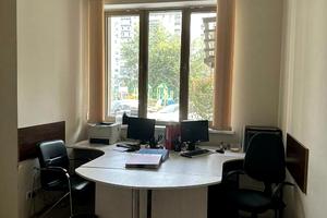 комерційна за адресою Патріарха Мстислава Скрипника вул., 40