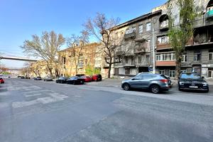 квартира за адресою Військовий узвіз, 3