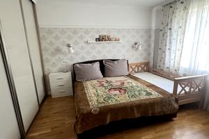 дом по адресу Кучанська