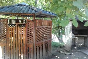 комерційна за адресою Ямпіль, Центральна вул. (Леніна), 1а