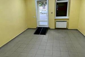комерційна за адресою Героїв УПА вул., 22