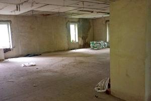 комерційна за адресою Менделєєва вул., 12