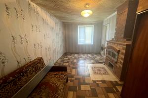 будинок за адресою Шкільна