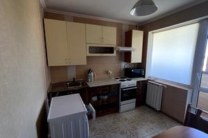 квартира за адресою Зої Гайдай вул., 9-А