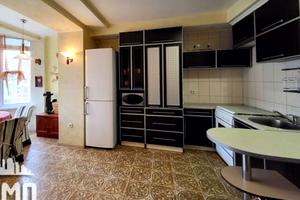 квартира за адресою Зодчих вул., 40