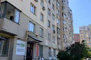 квартира за адресою Анни Ахматової вул., 5