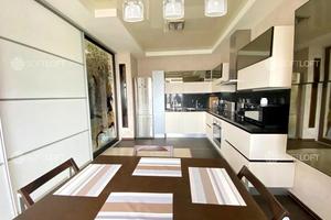 квартира за адресою Трінклера вул., 9