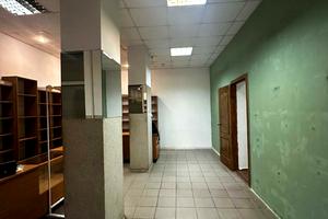 комерційна за адресою Івана Франка вул., 27