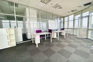 коммерческая по адресу Миколи Грінченка ул., 4В
