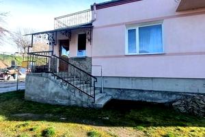 будинок за адресою Центральна