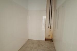 комерційна за адресою Парусна вул. (Героїв Сталінграду), 20