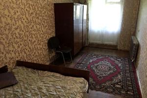 квартира за адресою Замостянська, 1