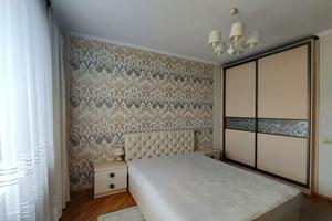 квартира за адресою Тролейбусна вул., 30