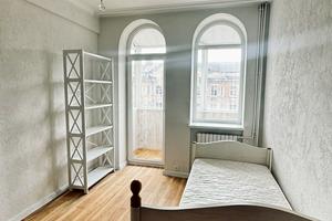 квартира за адресою Петра Калнишевського вул. (Харитонова), 8