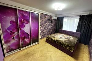 квартира за адресою Івана Миколайчука вул. (Серафимовича), 13-А