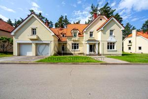 будинок за адресою Столичне шосе