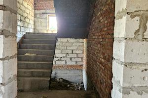 будинок за адресою Юності вул.