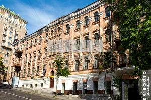 комерційна за адресою Архітектора Городецького вул., 2/1