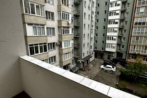 комерційна за адресою Південний бульв., 21