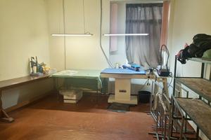 комерційна за адресою Дмитра Іванова вул., 33
